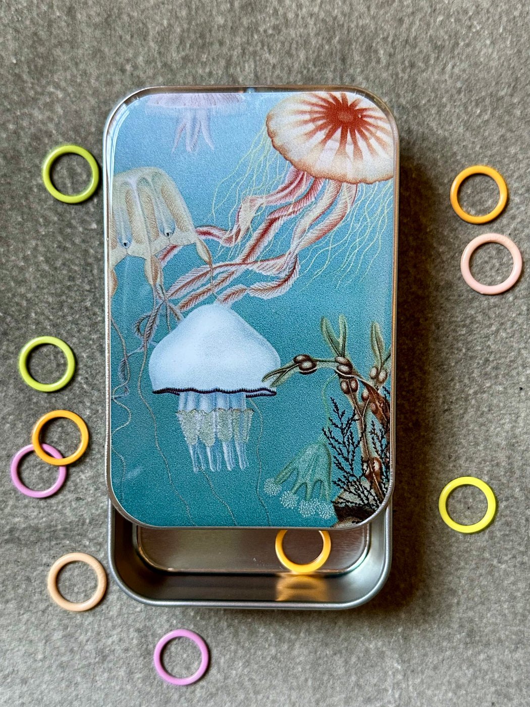 "Jelly Fish" Notions Tin