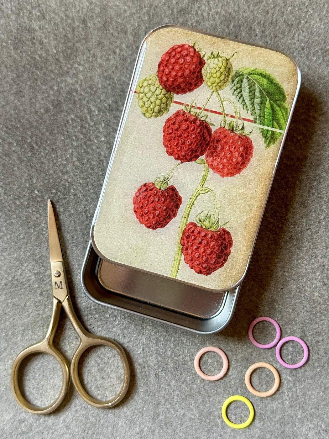 "Raspberry" Notions Tin