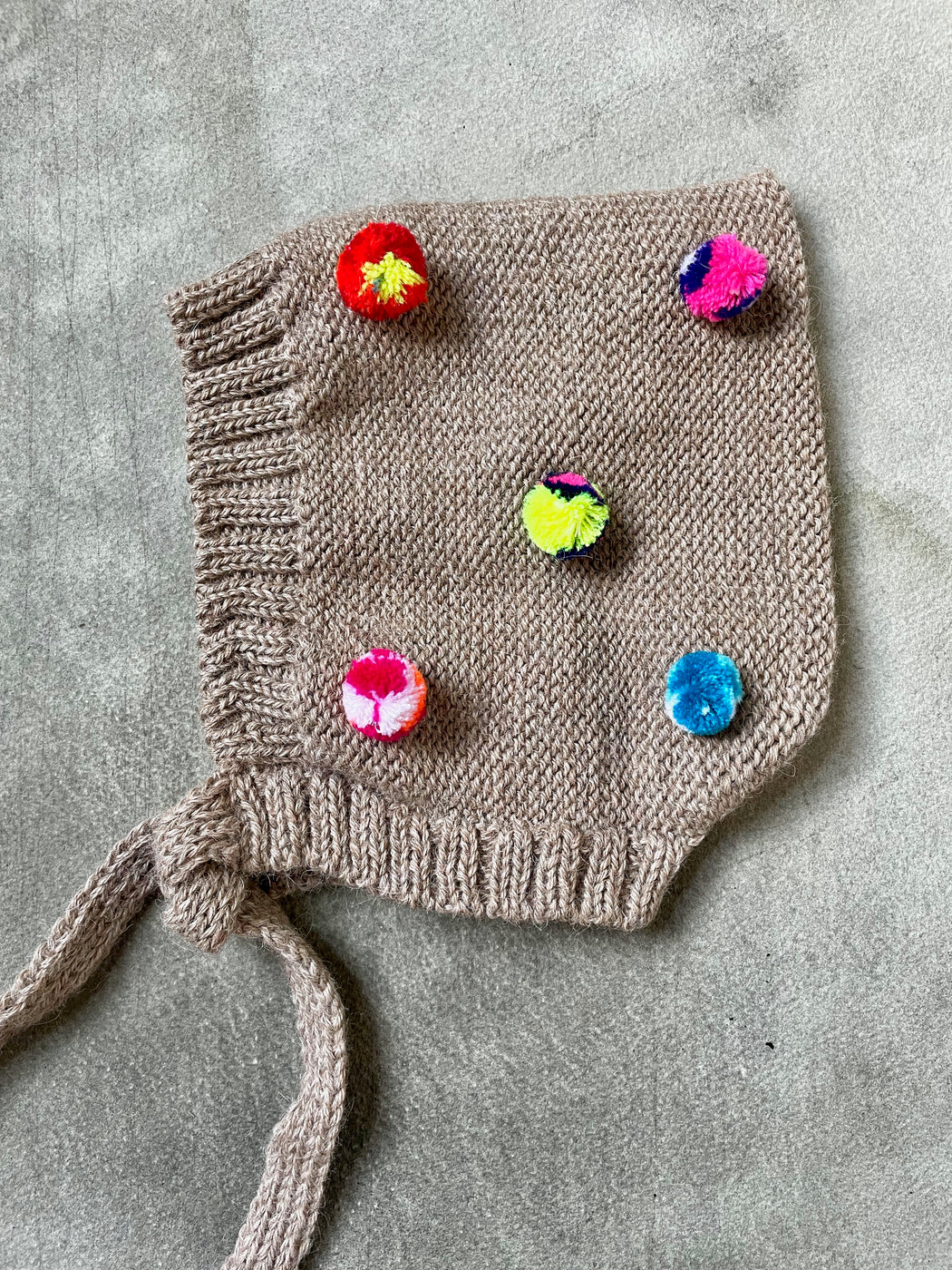 Alpaca Pom Pom Bonnet - Brown