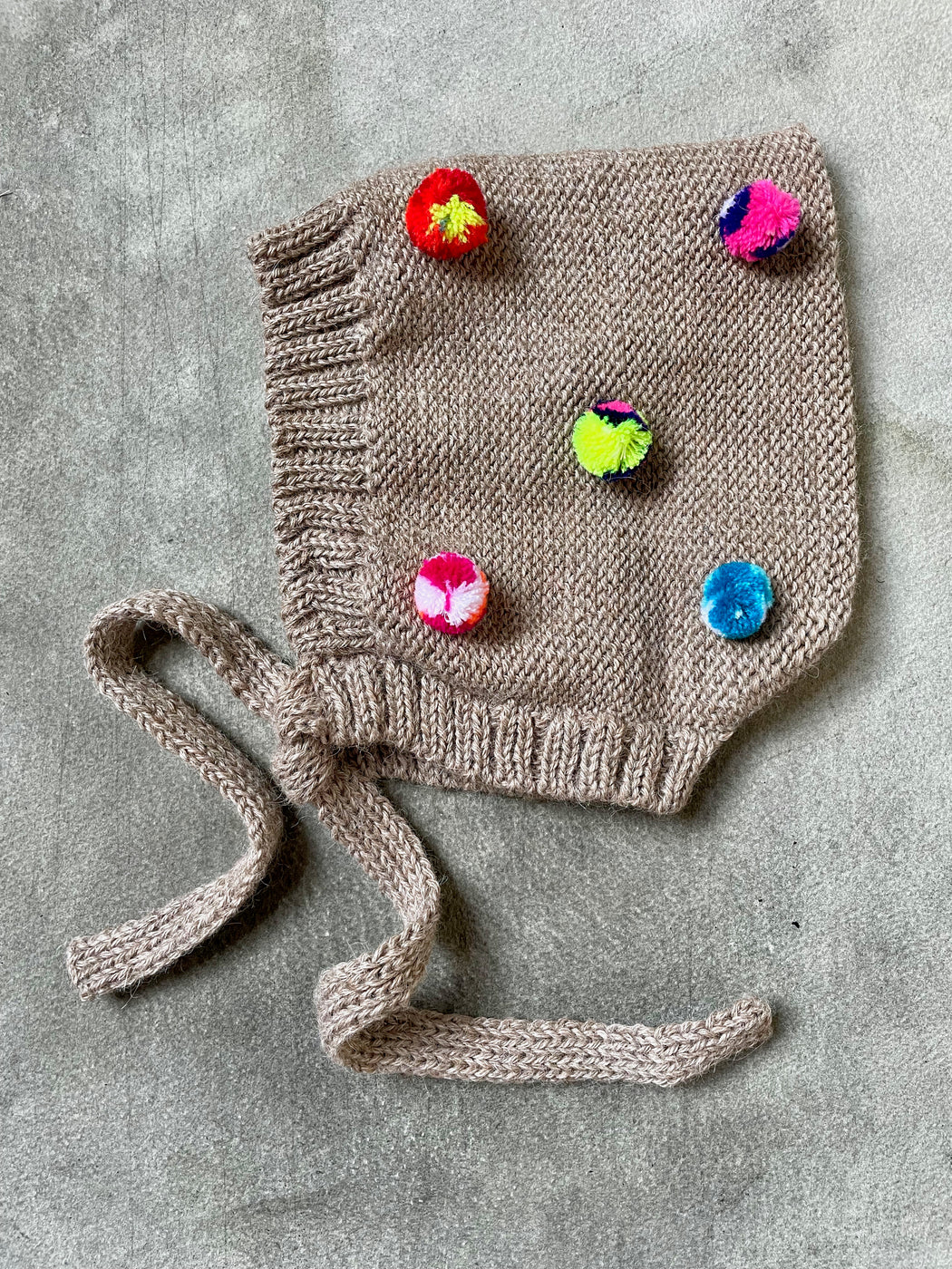 Alpaca Pom Pom Bonnet - Brown