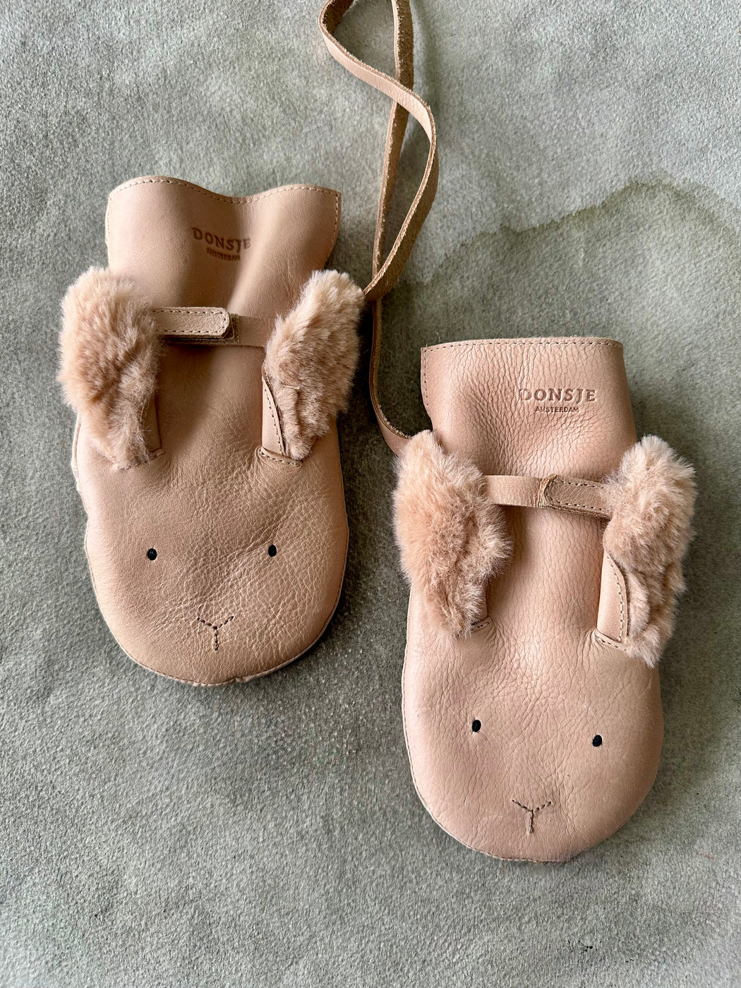 Donsje Leather "Rabbit" Mittens:  5 - 6 years