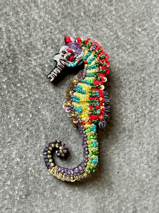 "Seahorse" Brooch by Trovelore