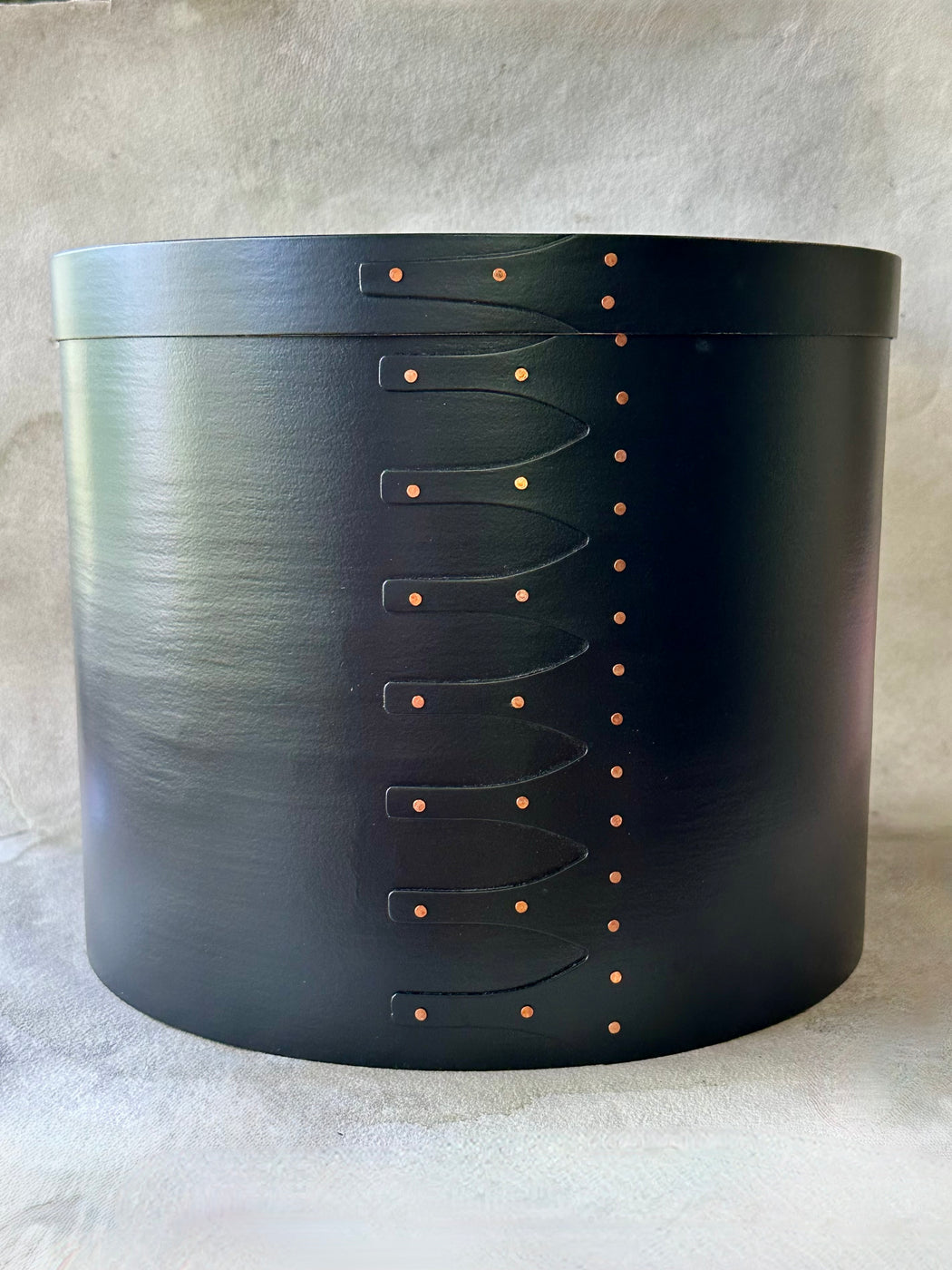 Homestead Rounds Shaker Box