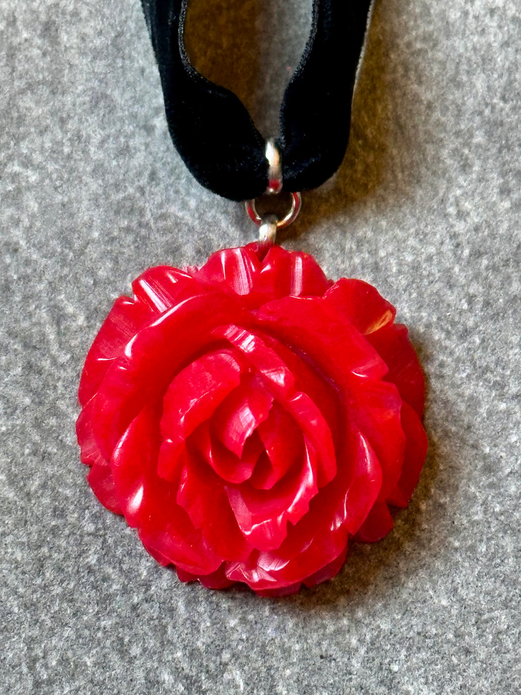 "Red Rose" Choker Karyn Cantor
