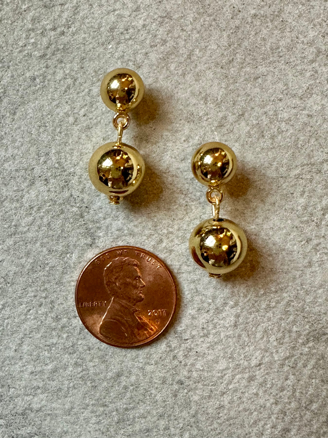 "Minimalist" Drop Earrings by Karine Sultan