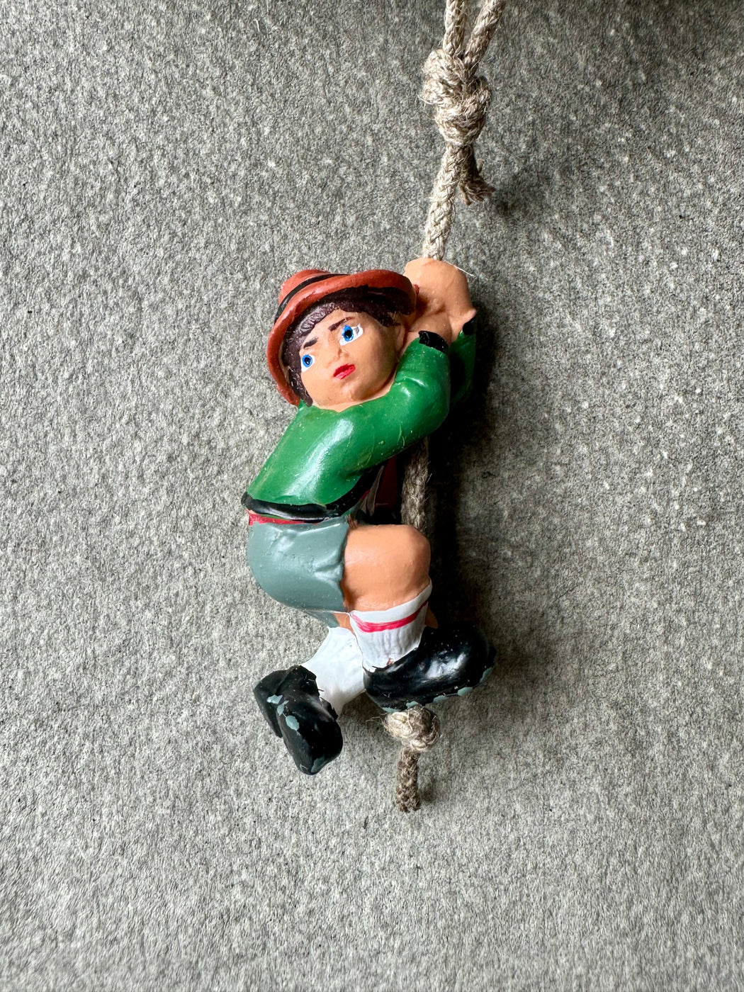"Wulfric" Mini Cuckoo Clock