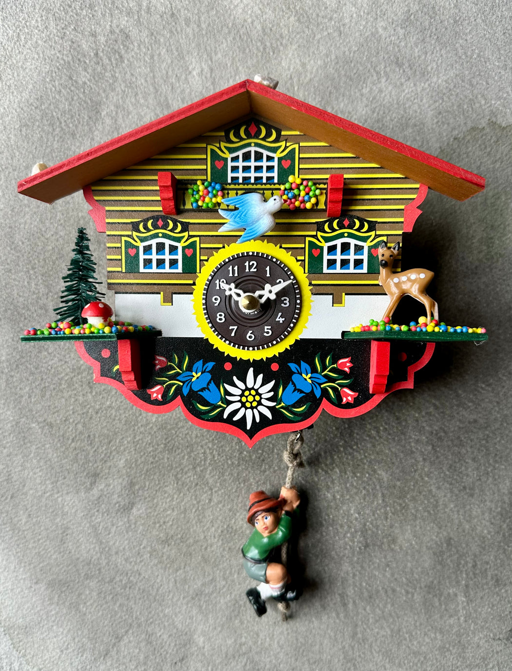 "Wulfric" Mini Cuckoo Clock