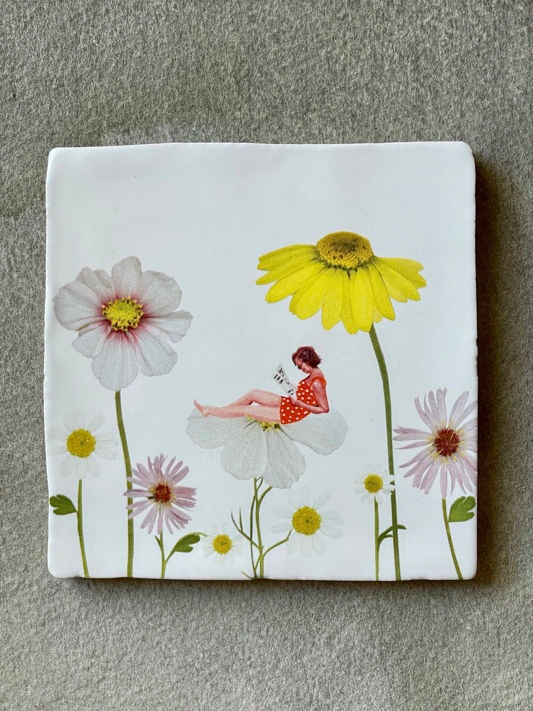 "Surrounded by Flowers" Story Tile by Marga Van Oers