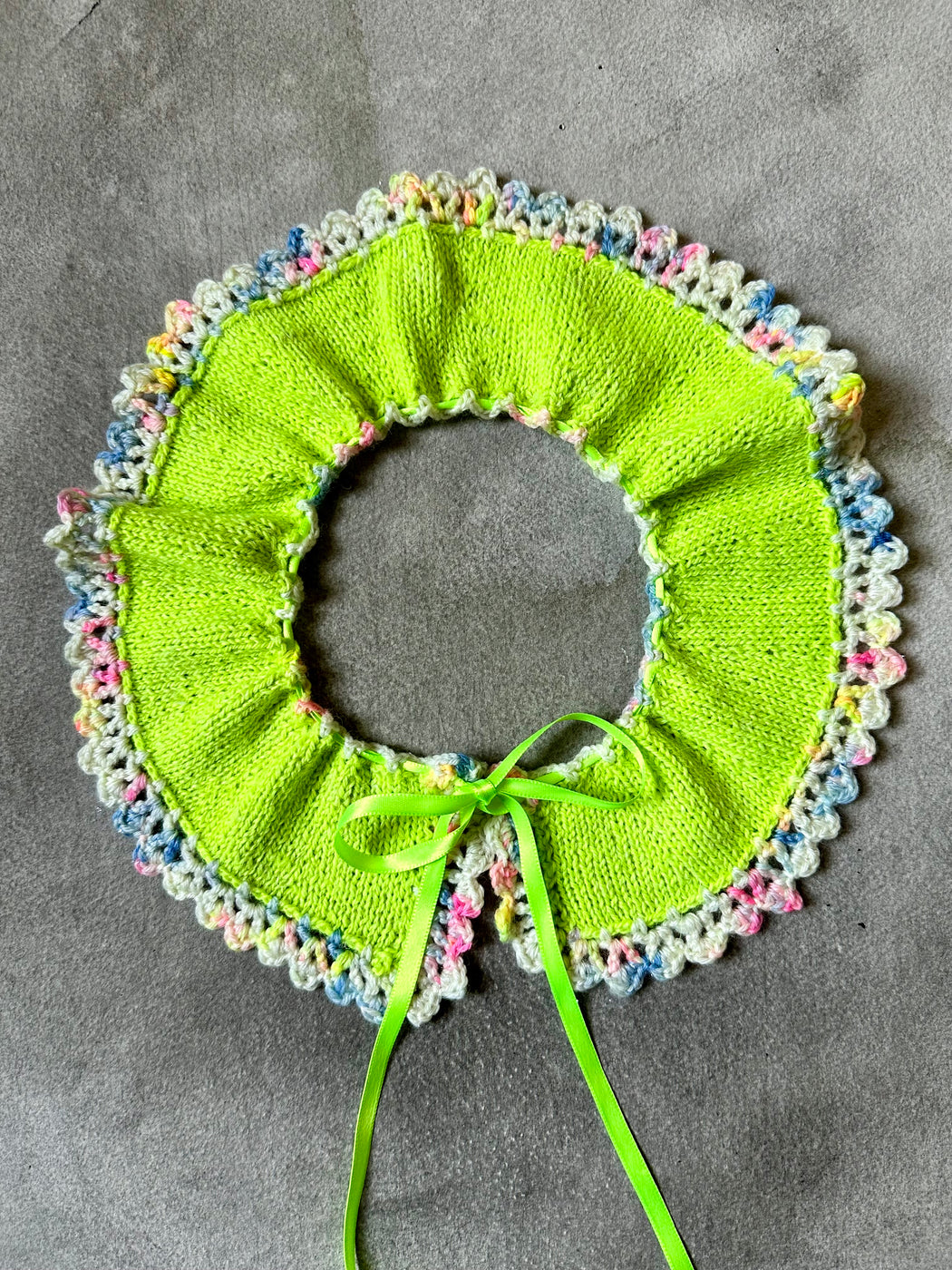 "Ribbon" Hand-Knitted Collar by Albo - Neon