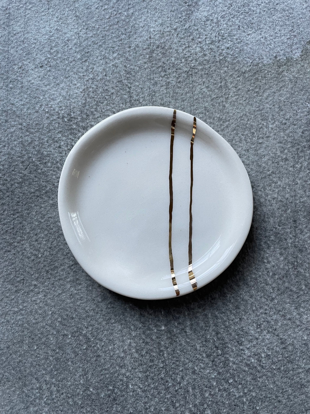 "Minimalist" Ring Dish by Honeycomb Studio