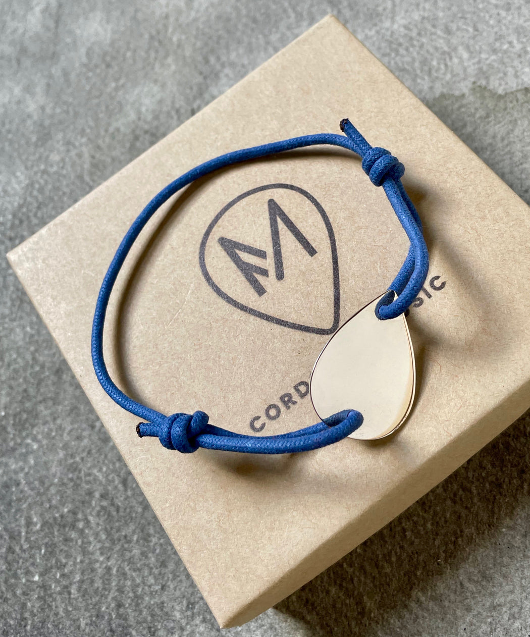 Guitar Pick Bracelet - Blue