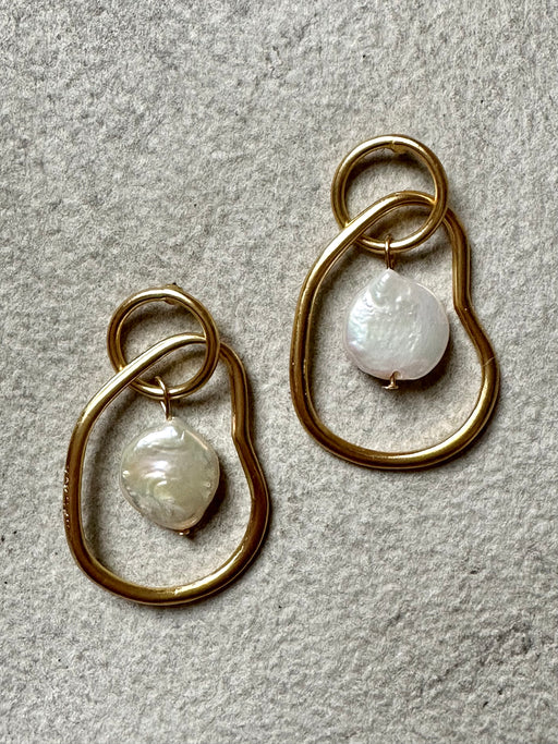 "Organic Drop" Pearl Earring by Karine Sultan