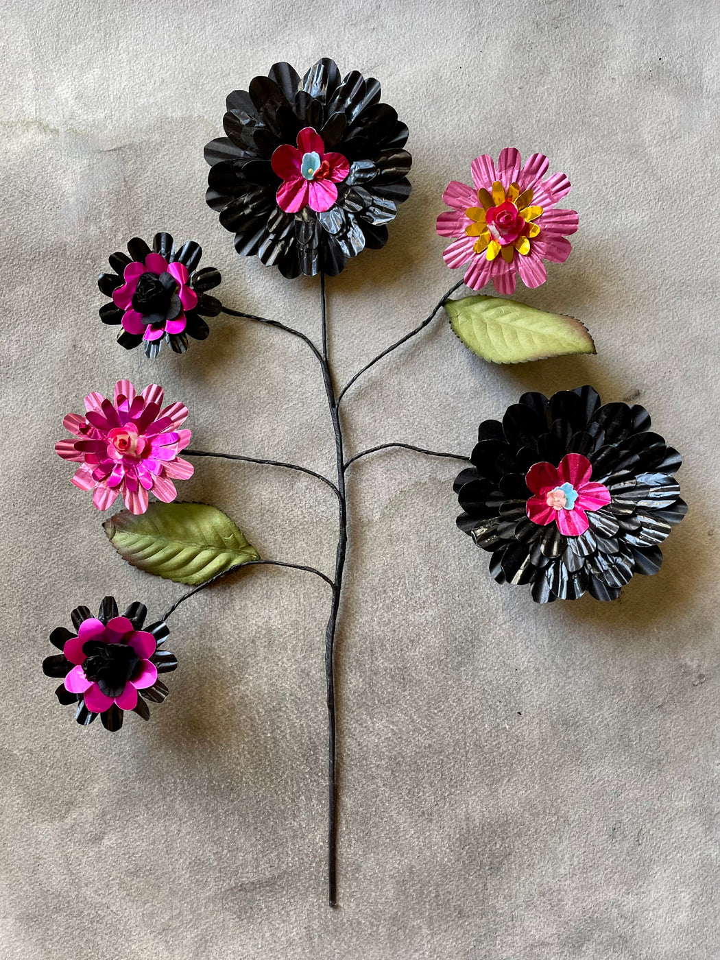 Paper Flower by Momoca - Black and Pink