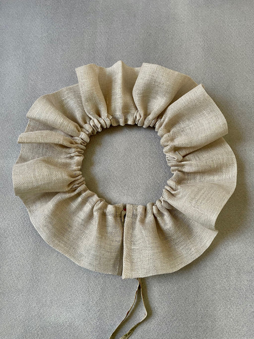 Ruffled Linen Collar by Emma Mierop