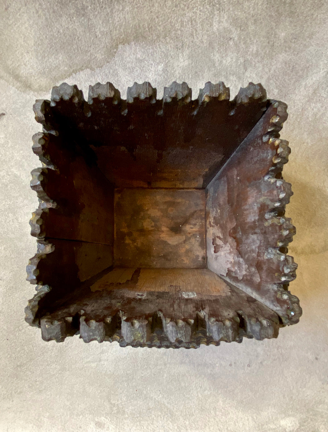 Vintage Tramp Art Cachepot